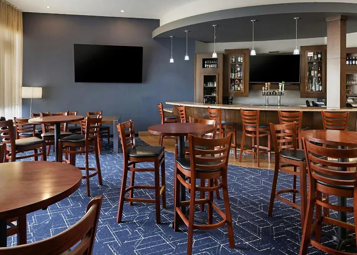 Courtyard By Marriott Sacramento Cal Expo
